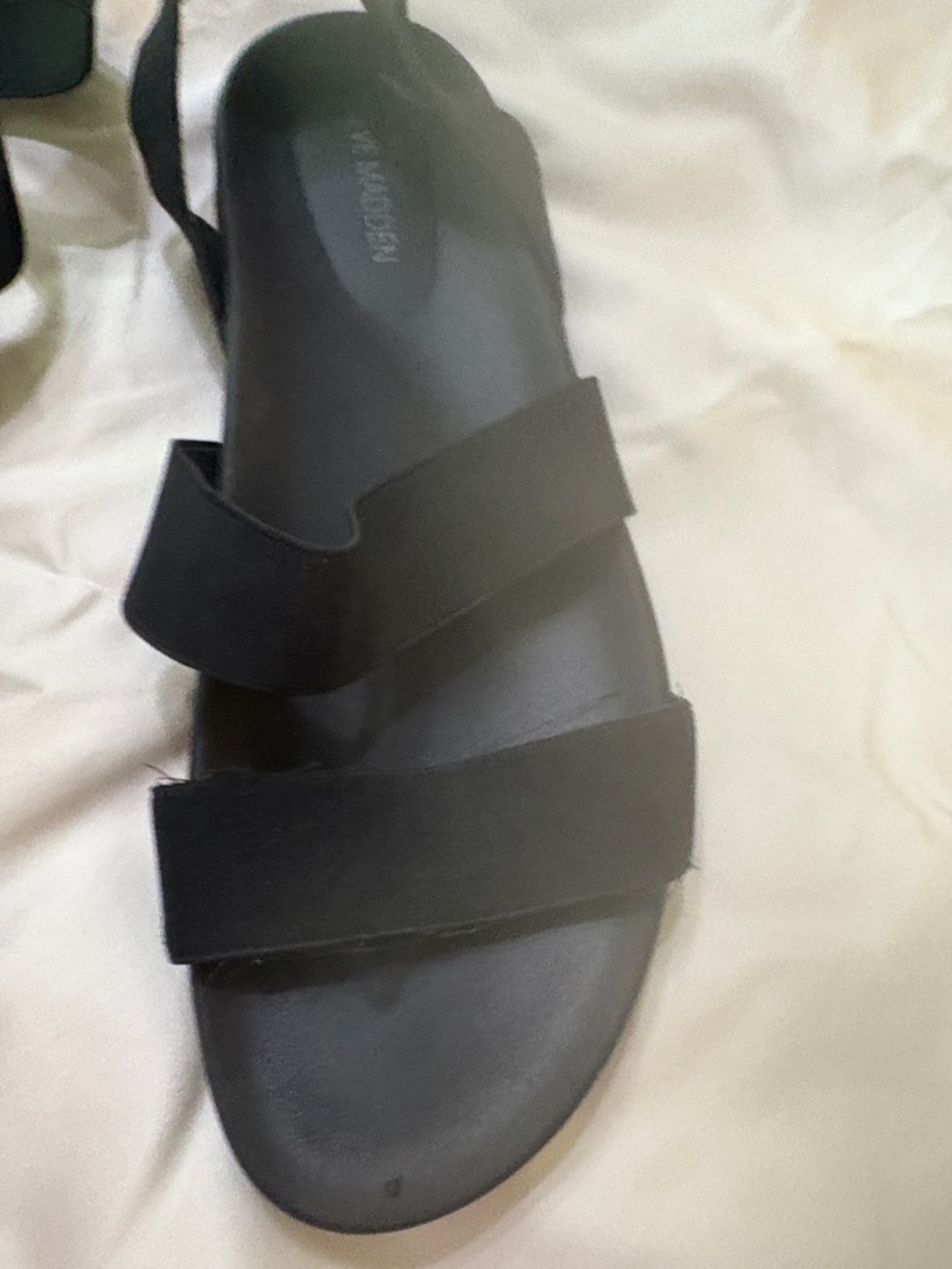 Steve Madden Black Elastic Strap  Sandals size 9.5 - Picture 3 of 6